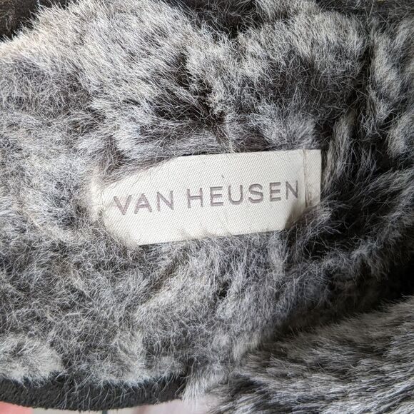 Van Heusen Jessica Premium Memory Foam Fur Scuff Slippers - Picture 8 of 10